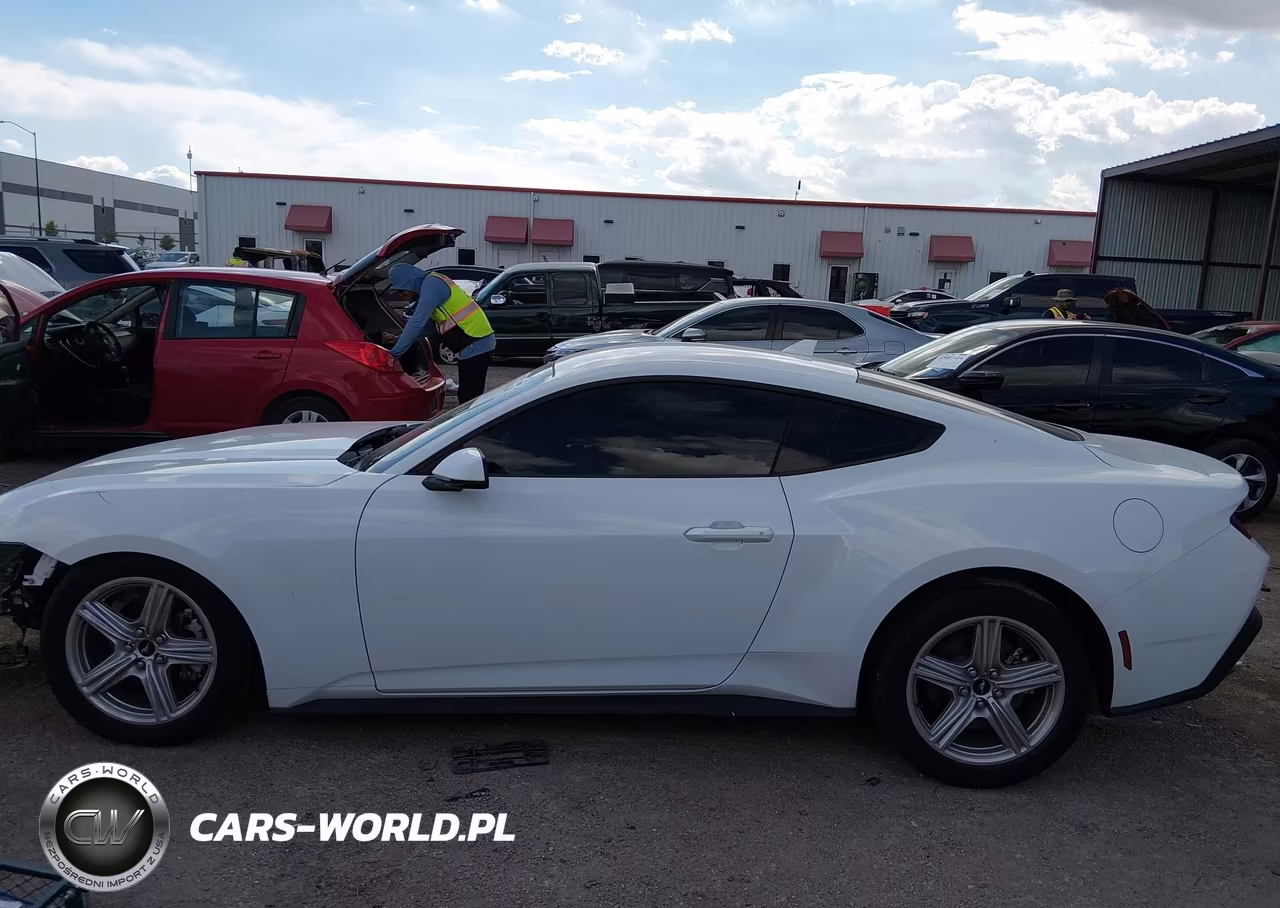 2026 Ford Mustang Ecoboost Premium Fastback VIN:1FA6P8TH3T5110477 - 14