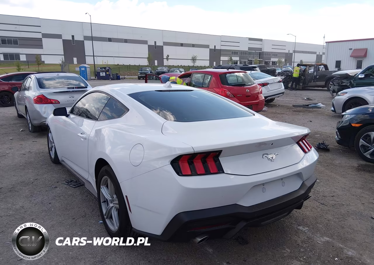 2026 Ford Mustang Ecoboost Premium Fastback VIN:1FA6P8TH3T5110477 - 3