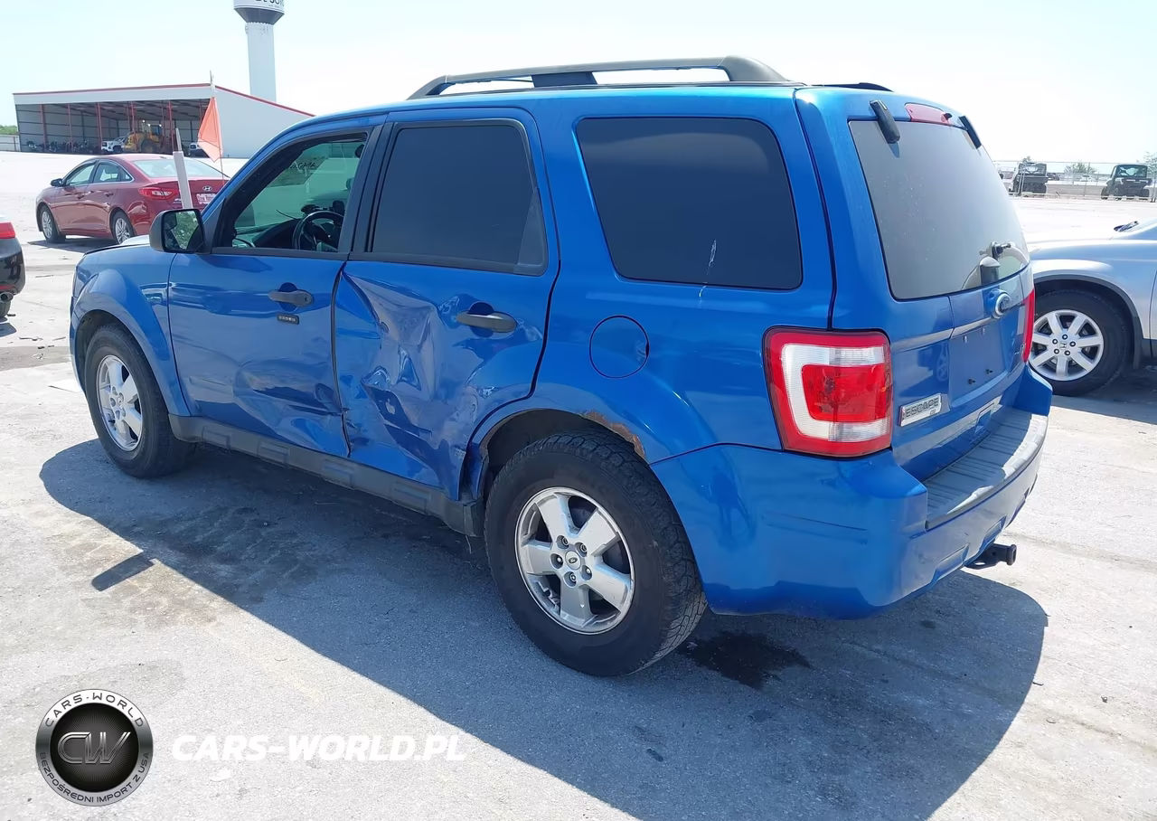 2012 Ford Escape Xlt VIN:1FMCU0DG1CKA57966 - 3