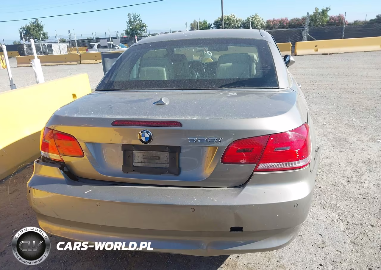 2009 BMW 328I VIN:WBAWL13529PX26832 - 16