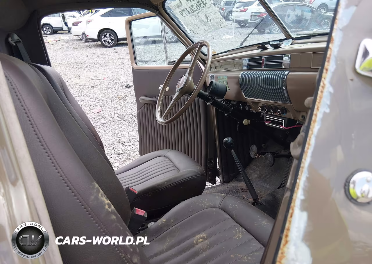 1947 Studebaker President VIN:41302 - 8
