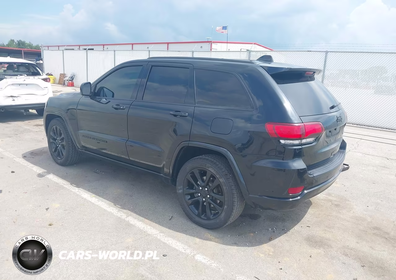 2021 Jeep Grand Cherokee Laredo X 4X2 VIN:1C4RJEAG4MC679885 - 3