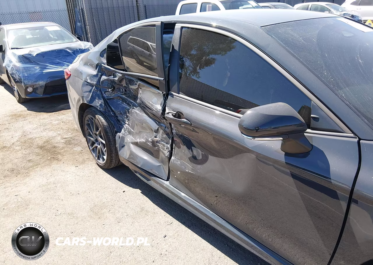 2026 Toyota Camry Se VIN:4T1DAACK9TU683844 - 13