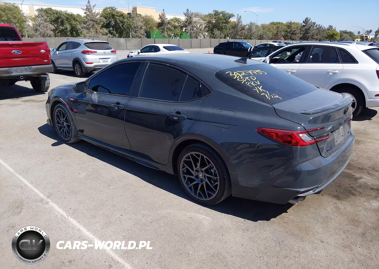 2026 Toyota Camry Se VIN:4T1DAACK9TU683844 - 3