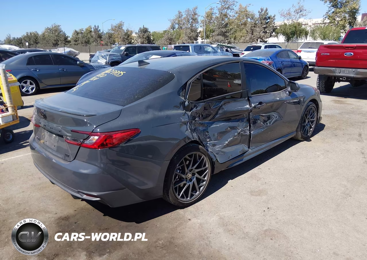 2026 Toyota Camry Se VIN:4T1DAACK9TU683844 - 4