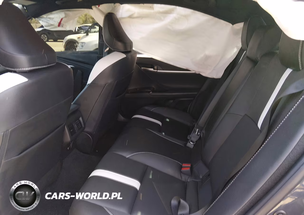 2026 Toyota Camry Se VIN:4T1DAACK9TU683844 - 8