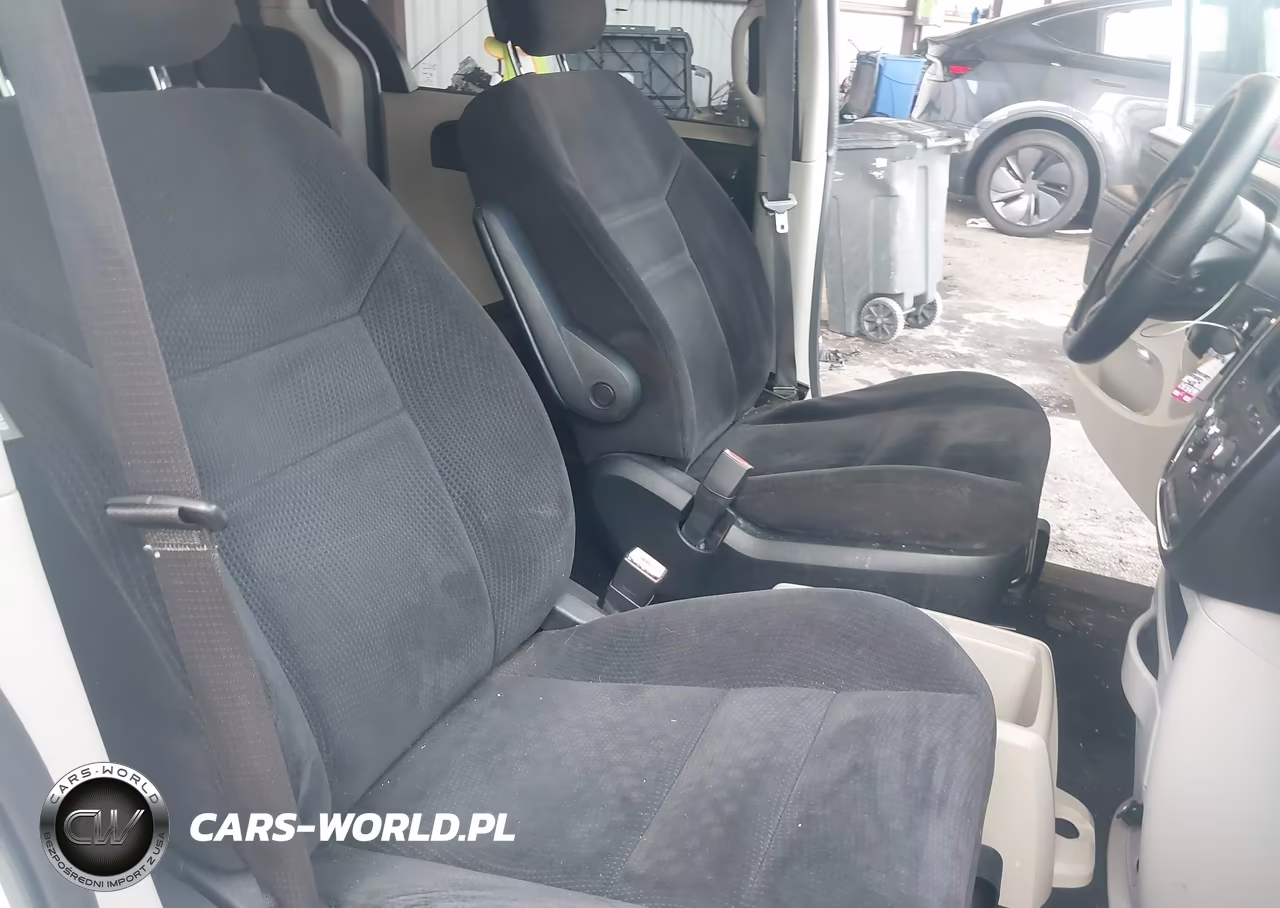 2014 Dodge Grand Caravan Se VIN:2C4RDGBGXER476252 - 5