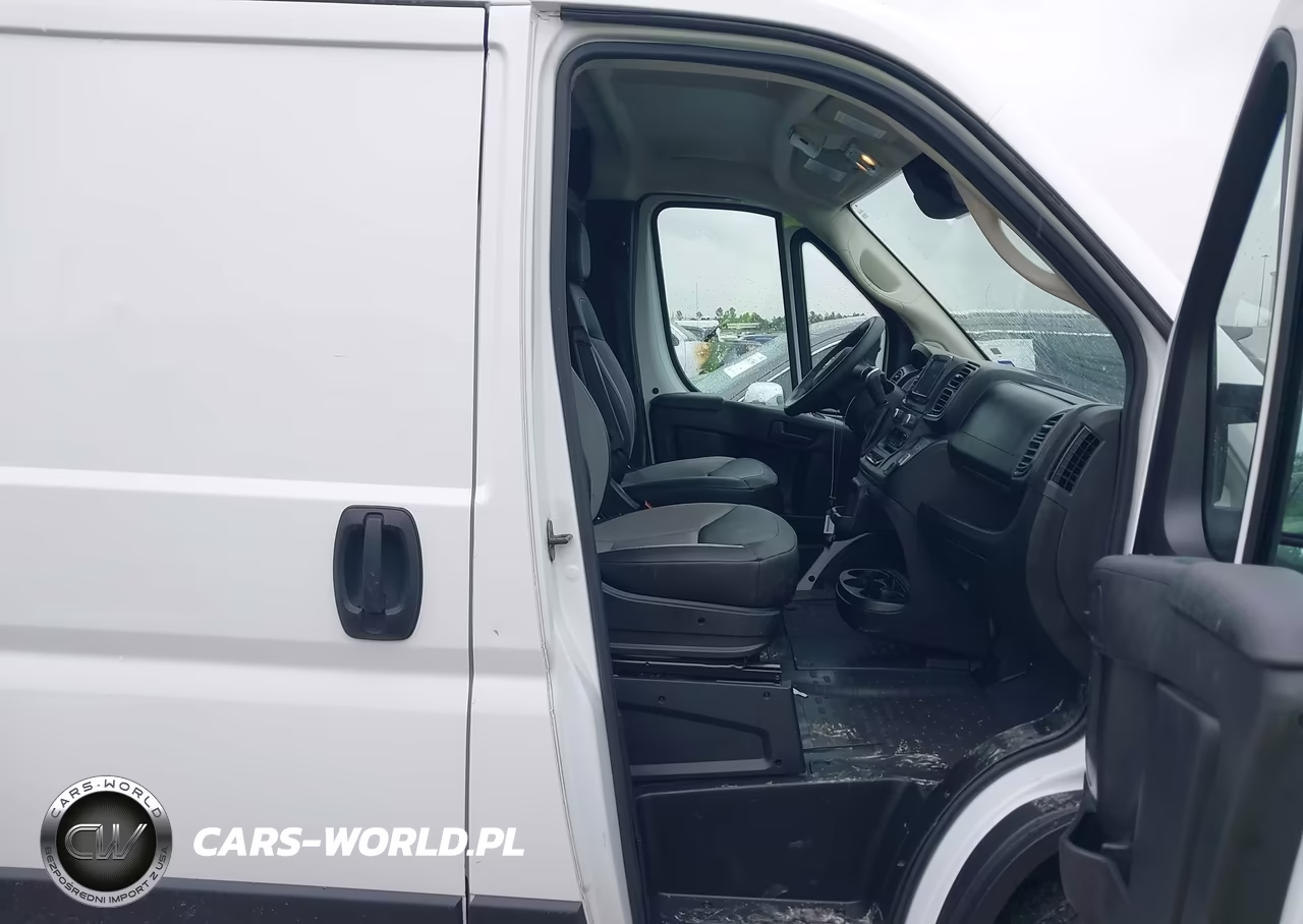2025 Ram Promaster 2500 Tradesman Low Roof 136 Wb W-Pass Seat VIN:3C6LRVVG2SE513824 - 5