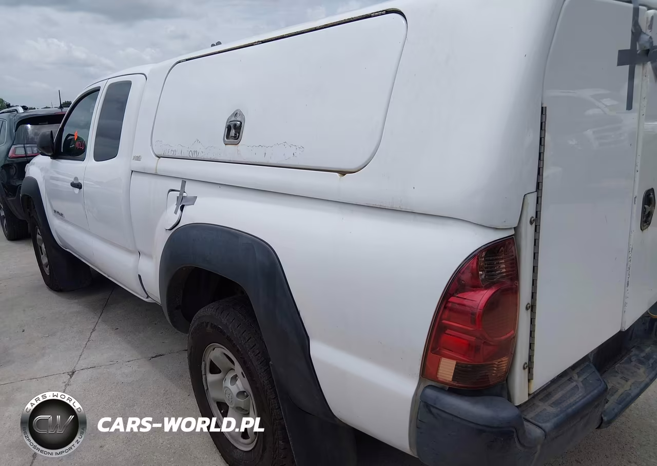 2014 Toyota Tacoma Prerunner VIN:5TFTX4GN2EX033775 - 3