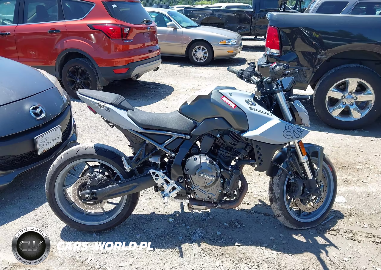 2024 Suzuki Gsx800 R VIN:JS1EM11B9R7100032 - 11