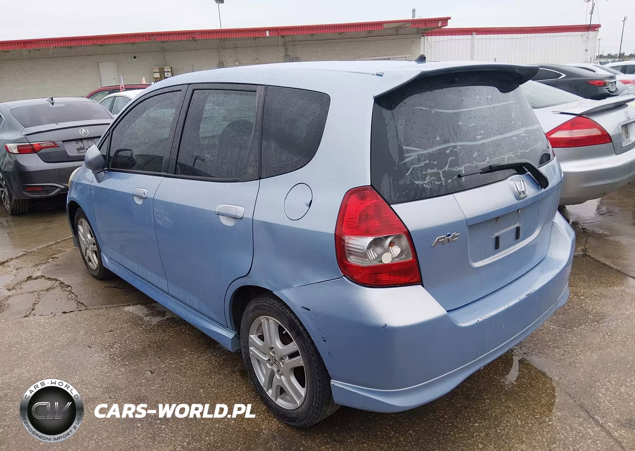 2008 Honda Fit Sport VIN:JHMGD37648S009930 - 3