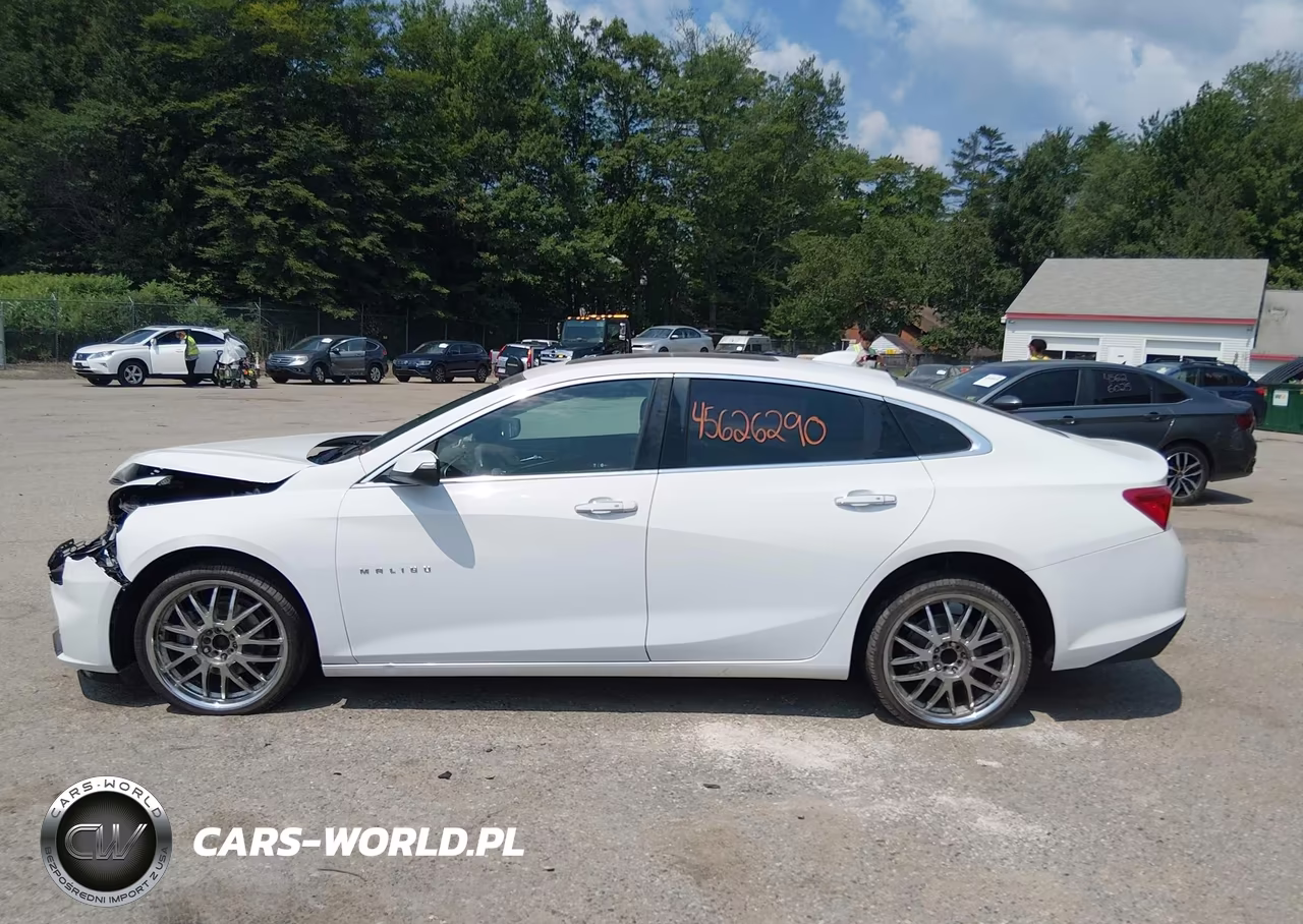 2018 Chevrolet Malibu Premier VIN:1G1ZE5SX9JF116367 - 14