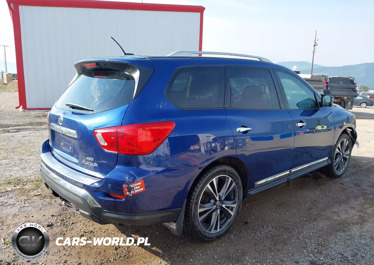 2018 Nissan Pathfinder Platinum VIN:5N1DR2MM9JC644320 - 4