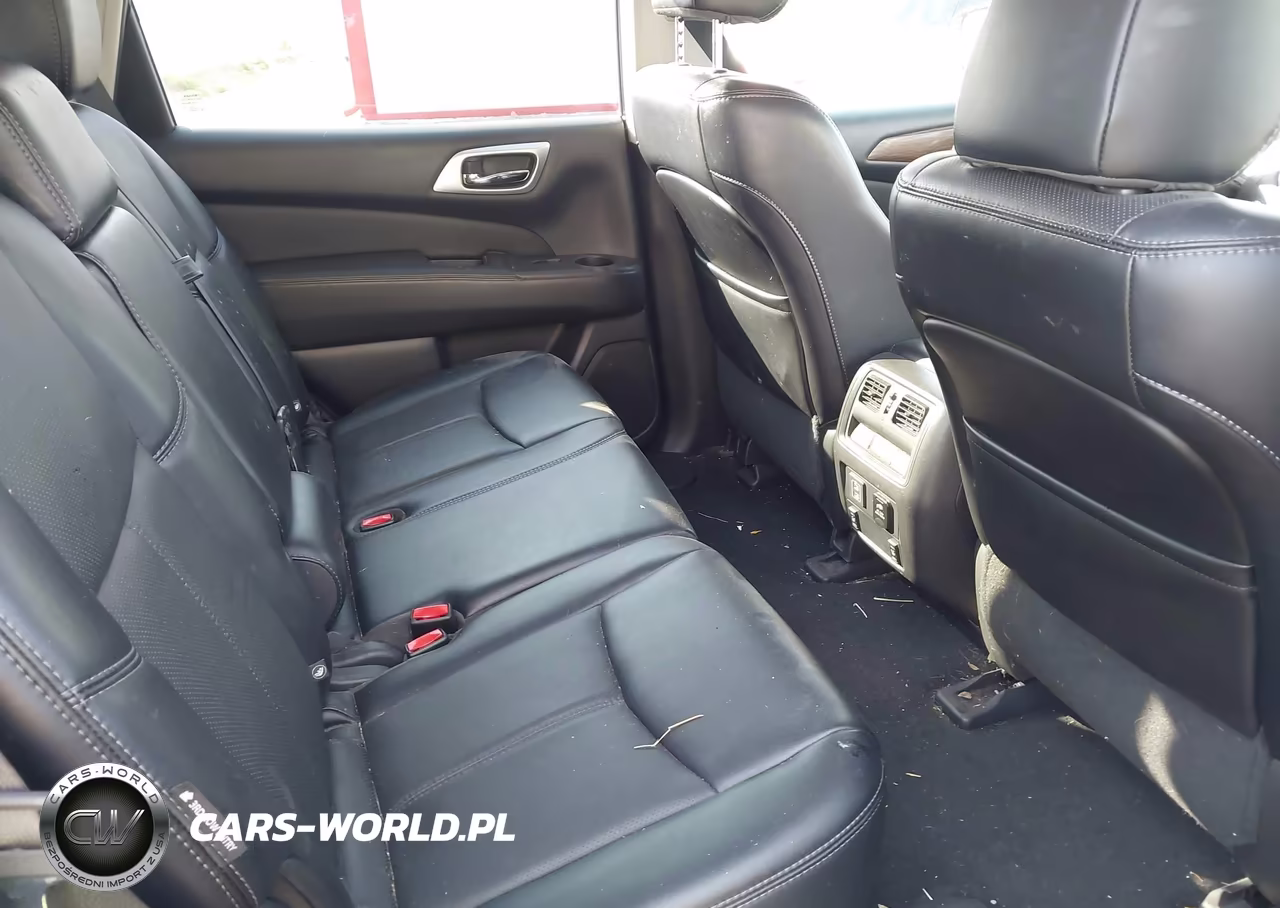 2018 Nissan Pathfinder Platinum VIN:5N1DR2MM9JC644320 - 8
