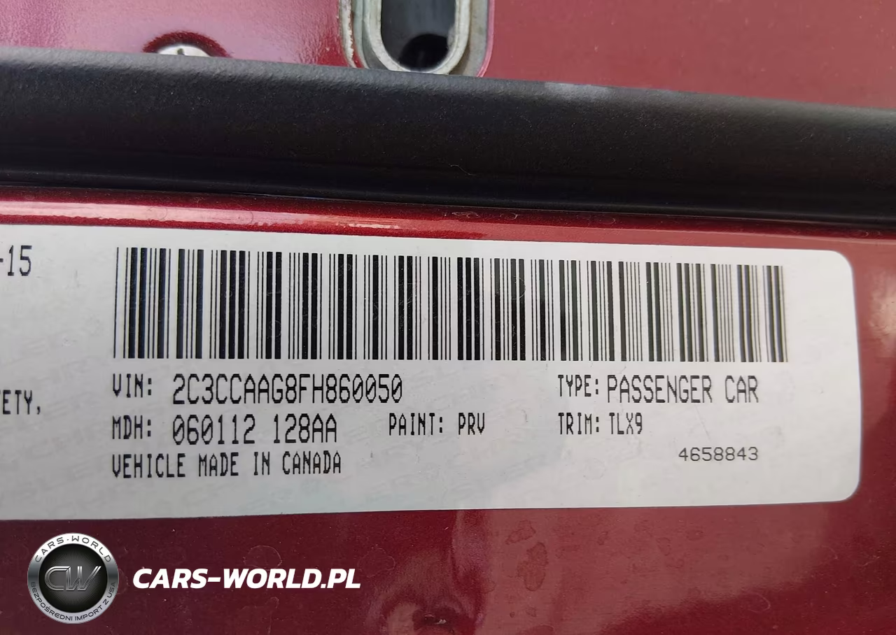 2015 Chrysler 300 Limited VIN:2C3CCAAG8FH860050 - 9
