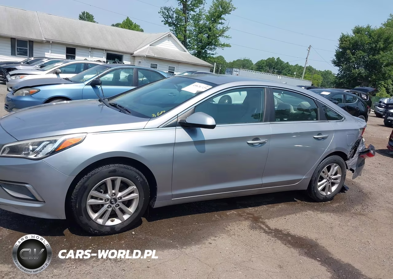 2016 Hyundai Sonata VIN:5NPE24AF6GH403200 - 14