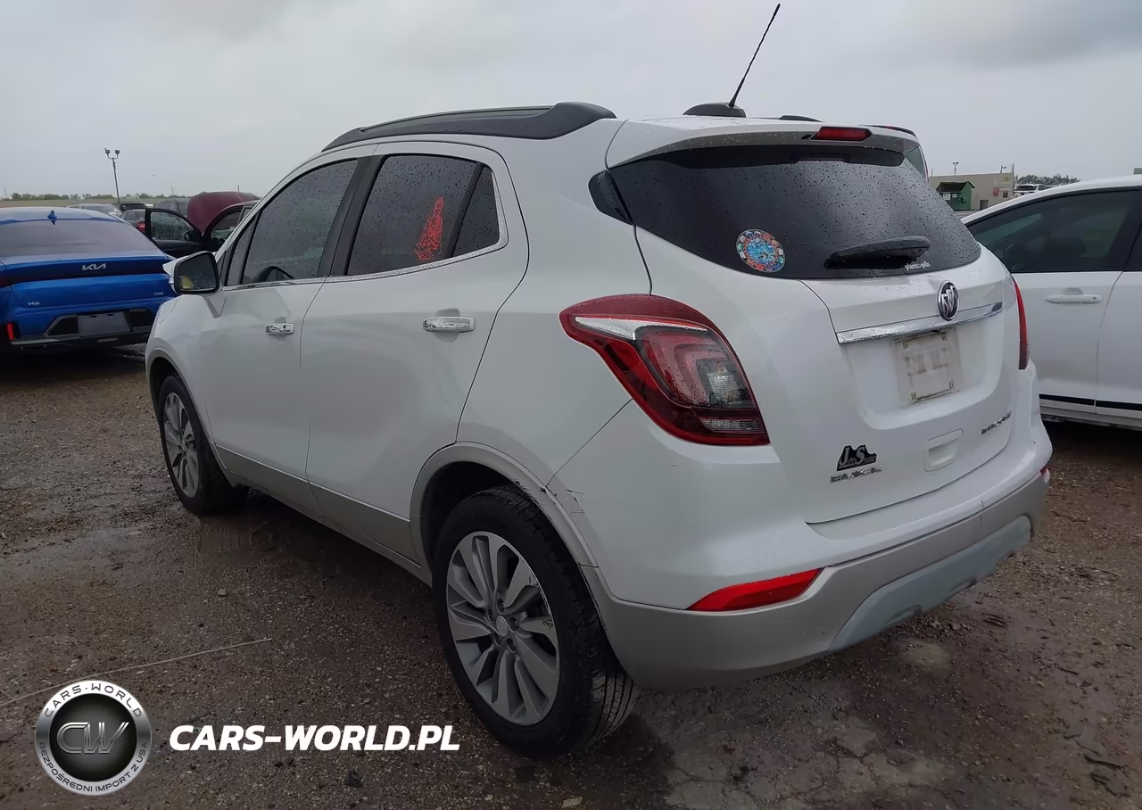 2018 Buick Encore Preferred VIN:KL4CJASBXJB658231 - 3