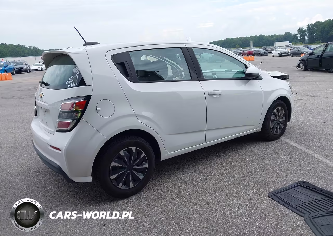 2017 Chevrolet Sonic Lt Auto VIN:1G1JG6SH5H4168722 - 4