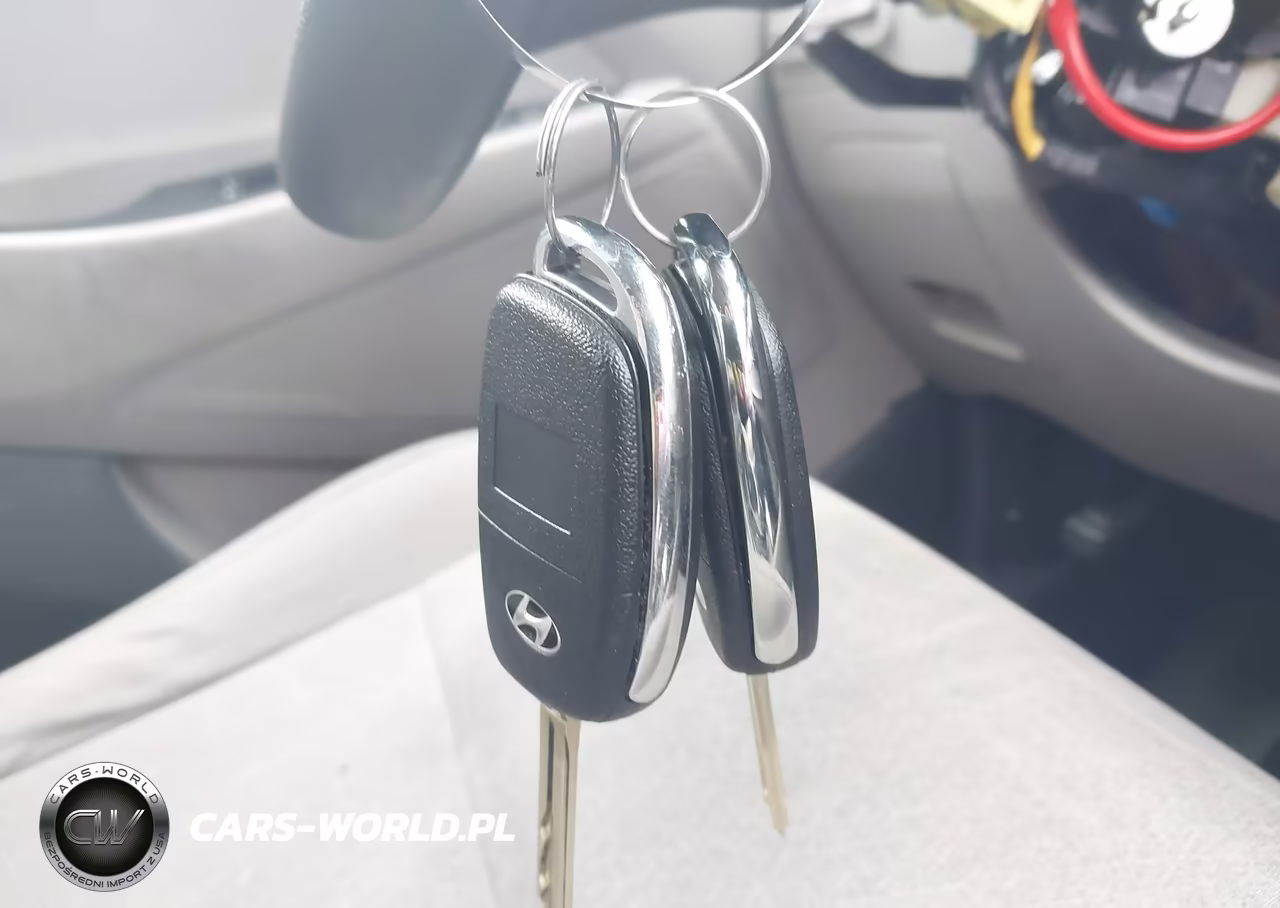 2018 Hyundai Tucson Sel VIN:KM8J33A41JU750883 - 11