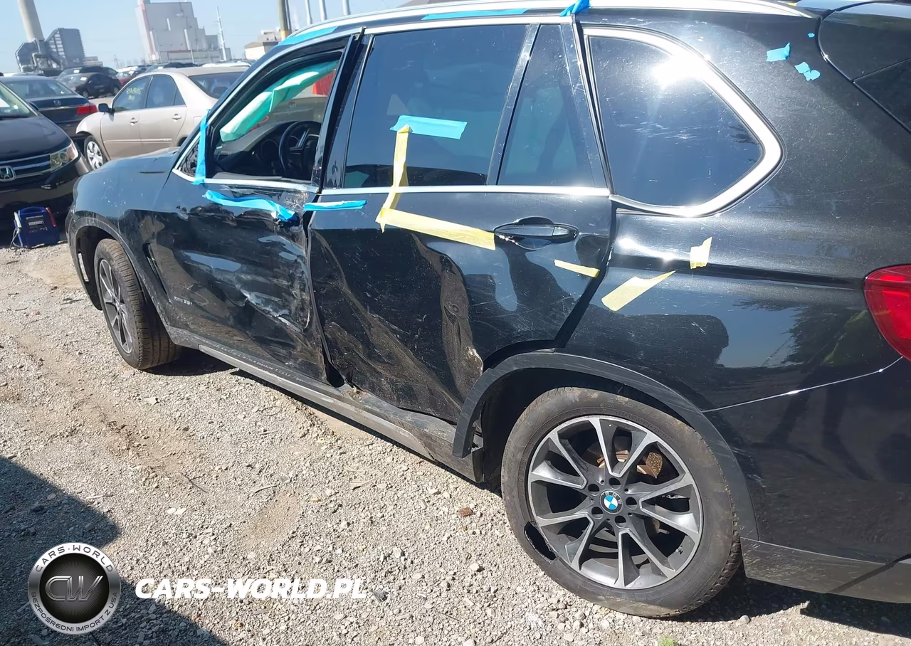 2017 BMW X5 xDrive35I VIN:5UXKR0C30H0V73236 - 6