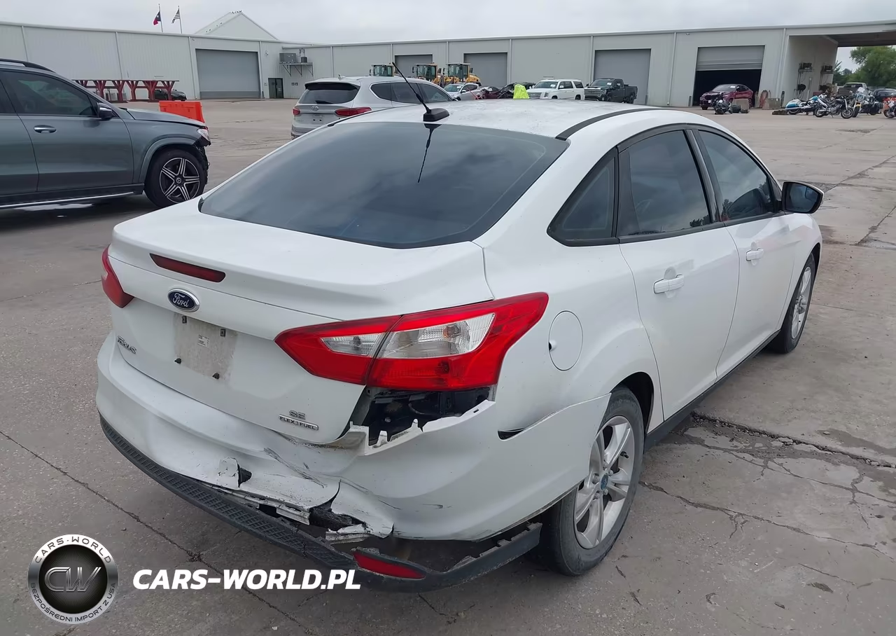 2013 Ford Focus Se VIN:1FADP3F26DL262588 - 4