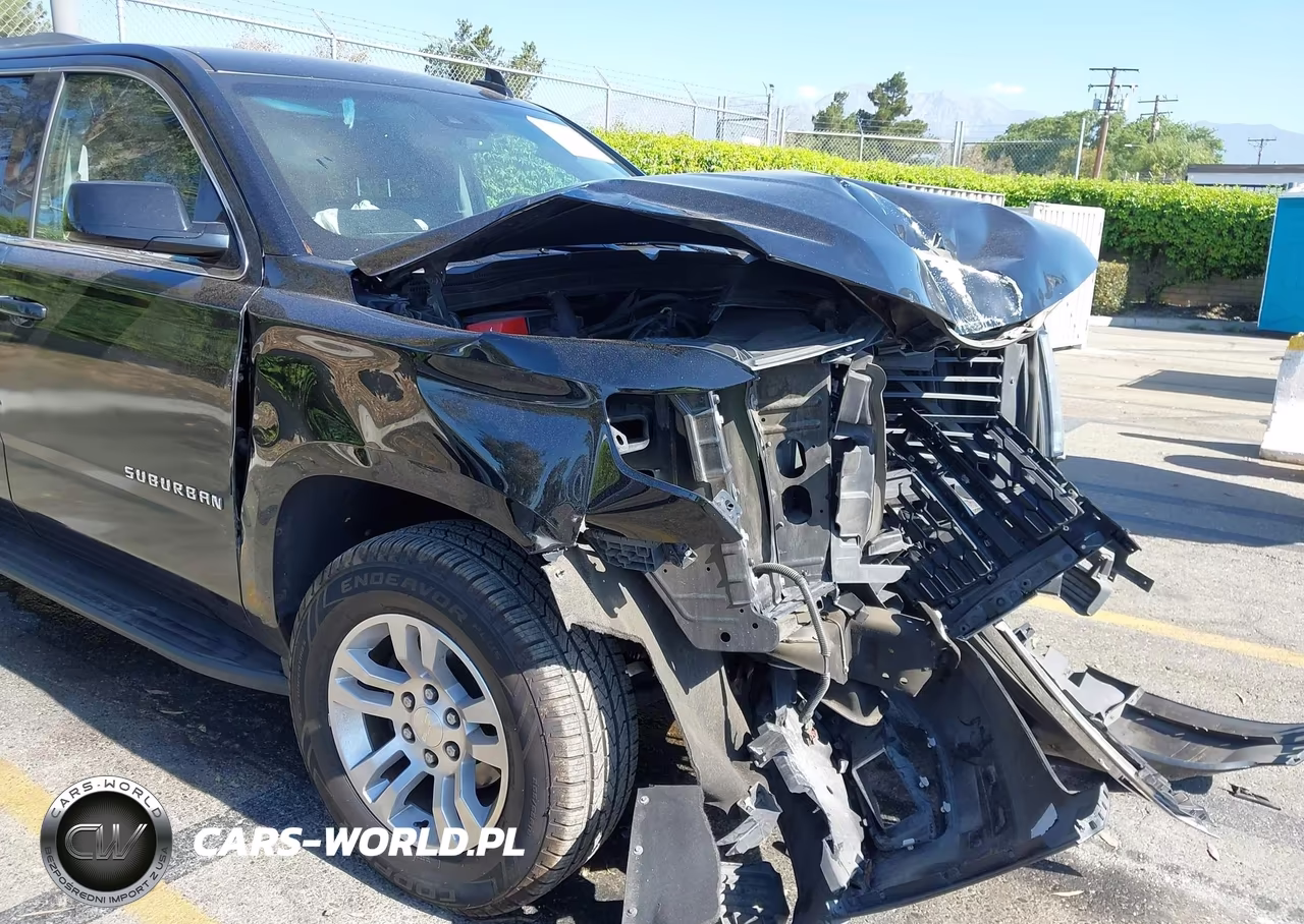 2019 Chevrolet Suburban Lt VIN:1GNSCHKCXKR204851 - 14