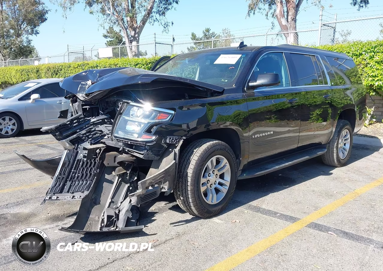 2019 Chevrolet Suburban Lt VIN:1GNSCHKCXKR204851 - 2