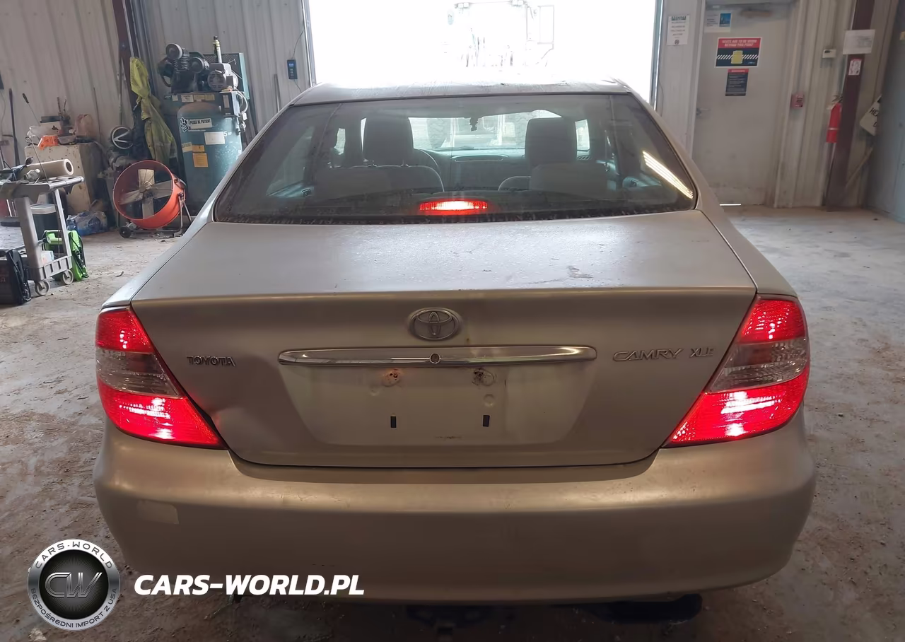 2004 Toyota Camry Xle VIN:4T1BE30K94U882440 - 16