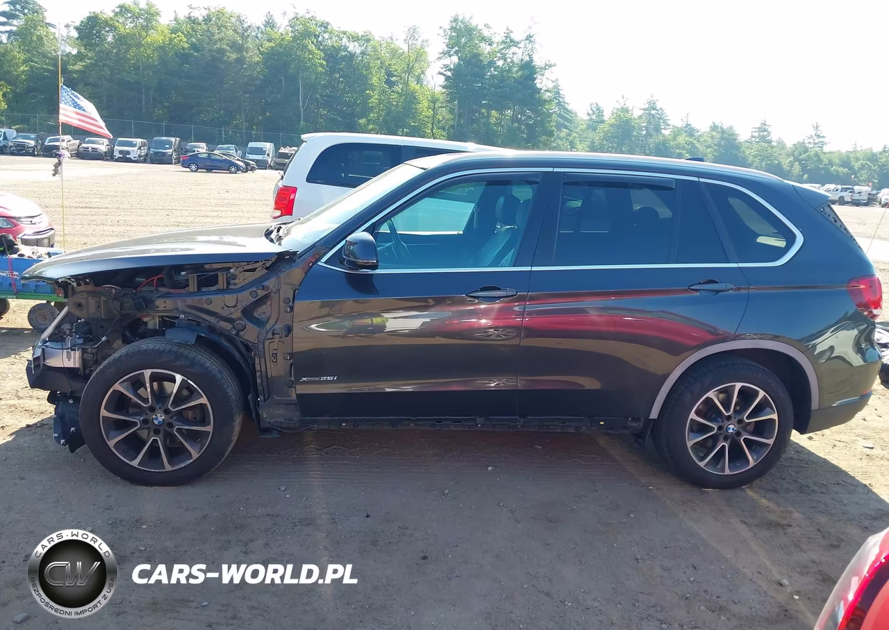 2018 BMW X5 xDrive35I VIN:5UXKR0C54J0X91333 - 15