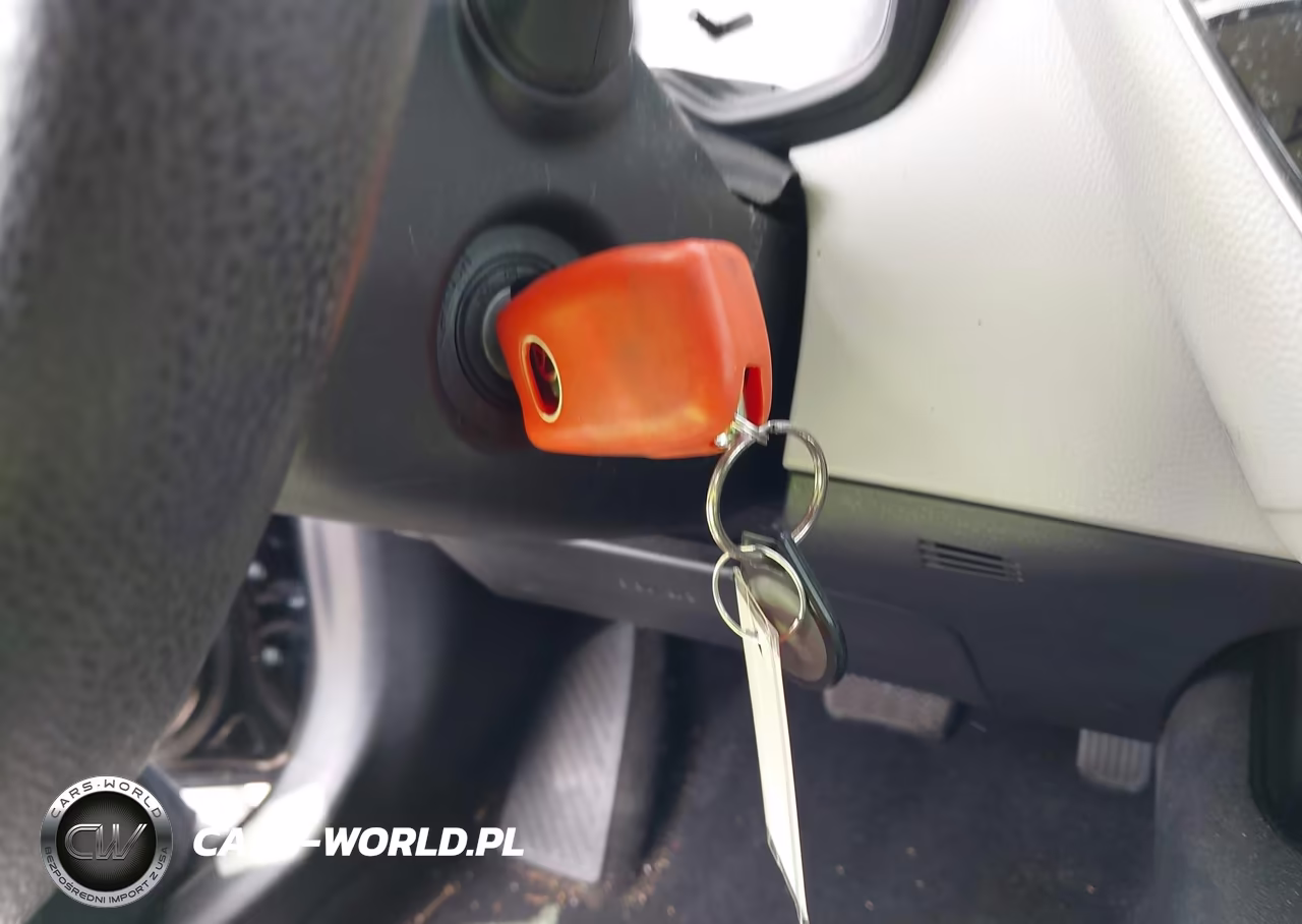 2020 Toyota Corolla Le VIN:JTDEPRAE1LJ047553 - 11