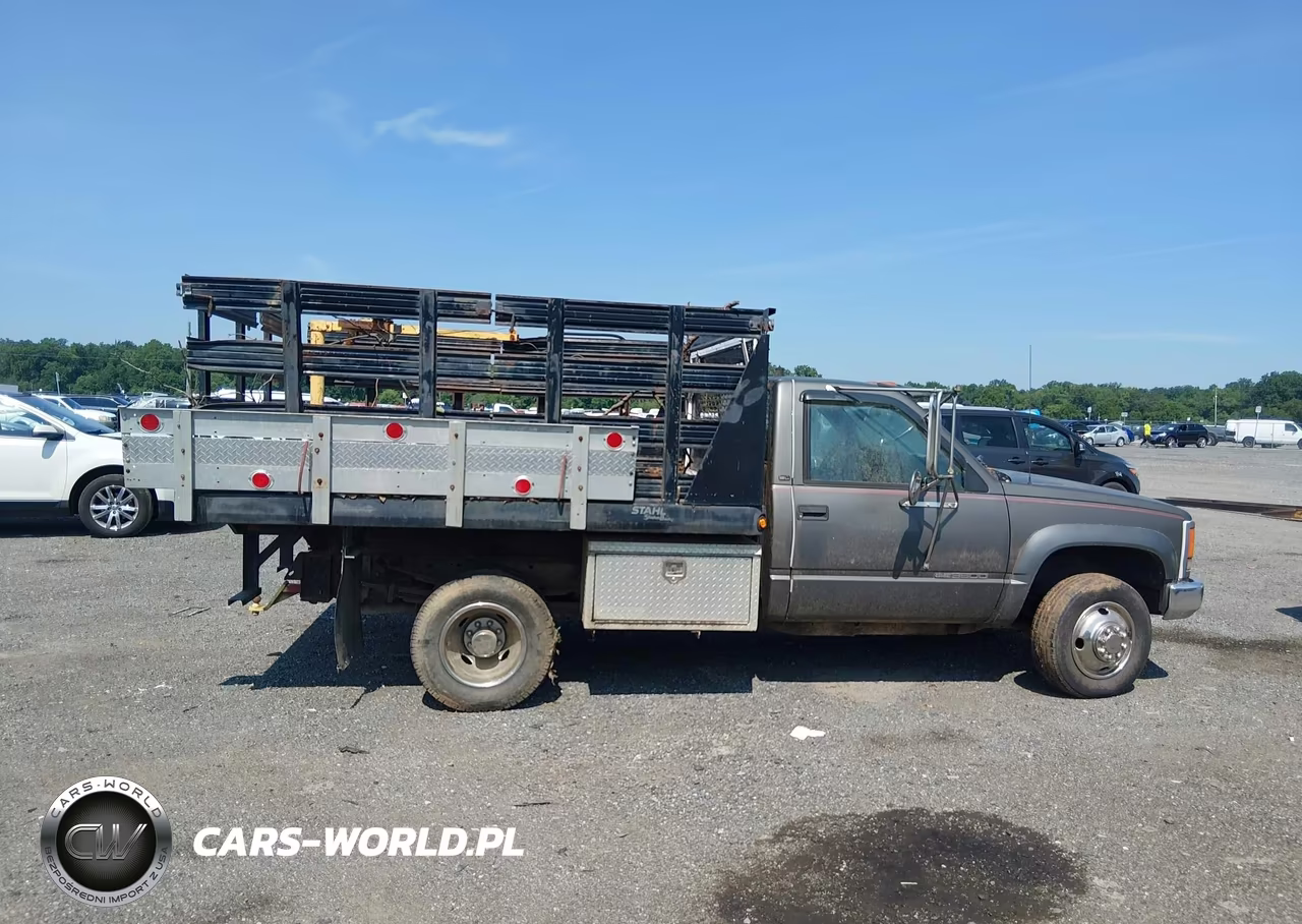 2000 GMC Sierra 3500 Chassis Classic Sl VIN:1GDJK34R7YF427818 - 13