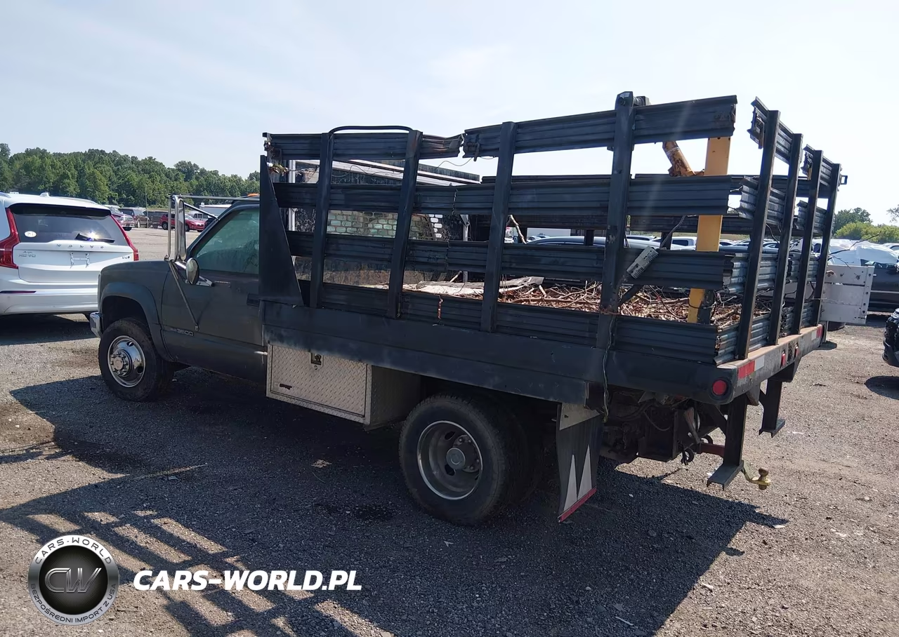 2000 GMC Sierra 3500 Chassis Classic Sl VIN:1GDJK34R7YF427818 - 3