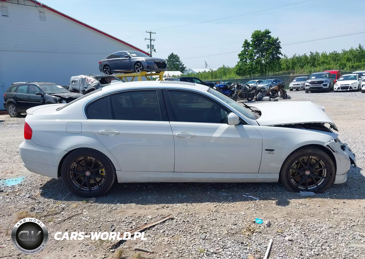 2011 BMW 335I xDrive VIN:WBAPL5C56BA919196 - 13