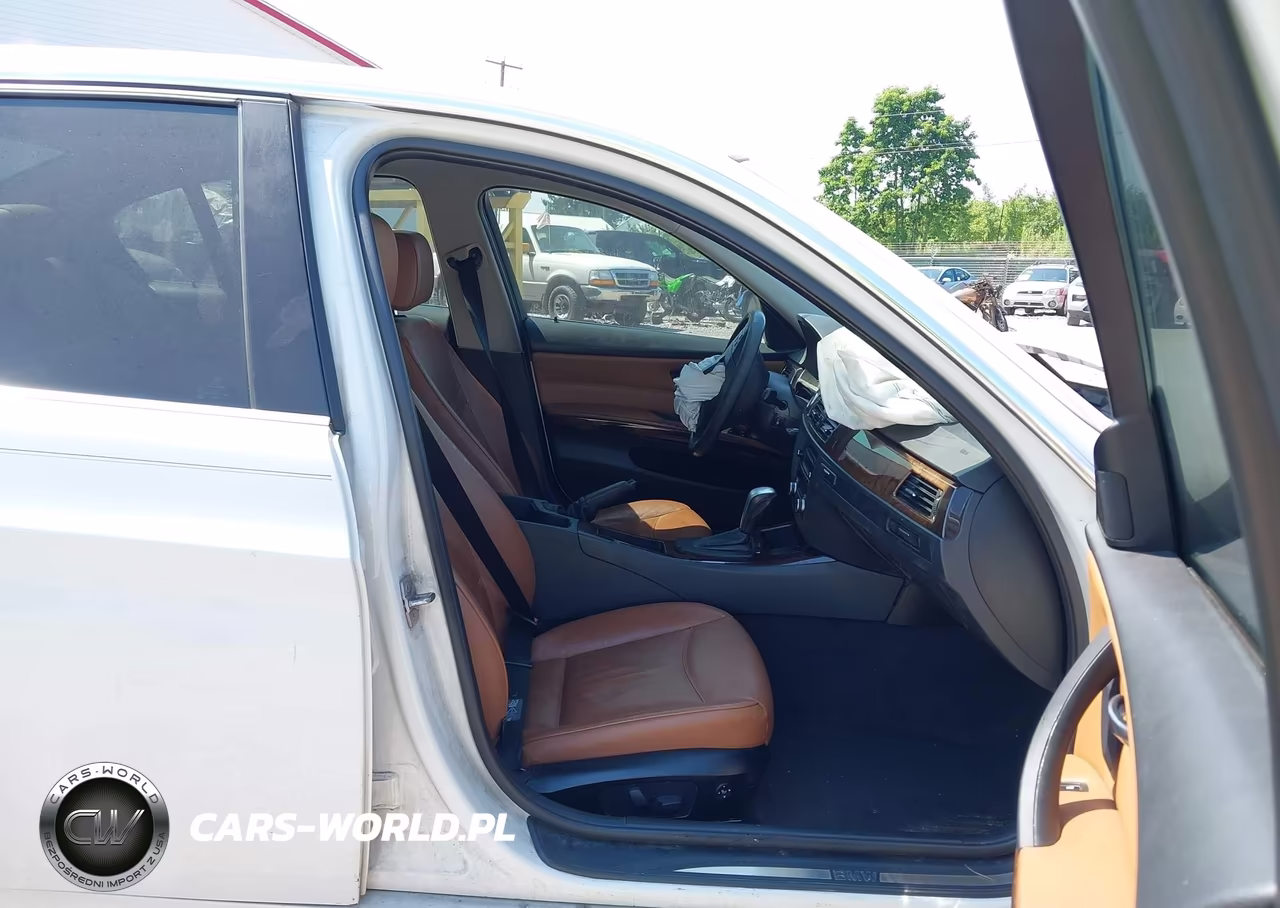 2011 BMW 335I xDrive VIN:WBAPL5C56BA919196 - 5