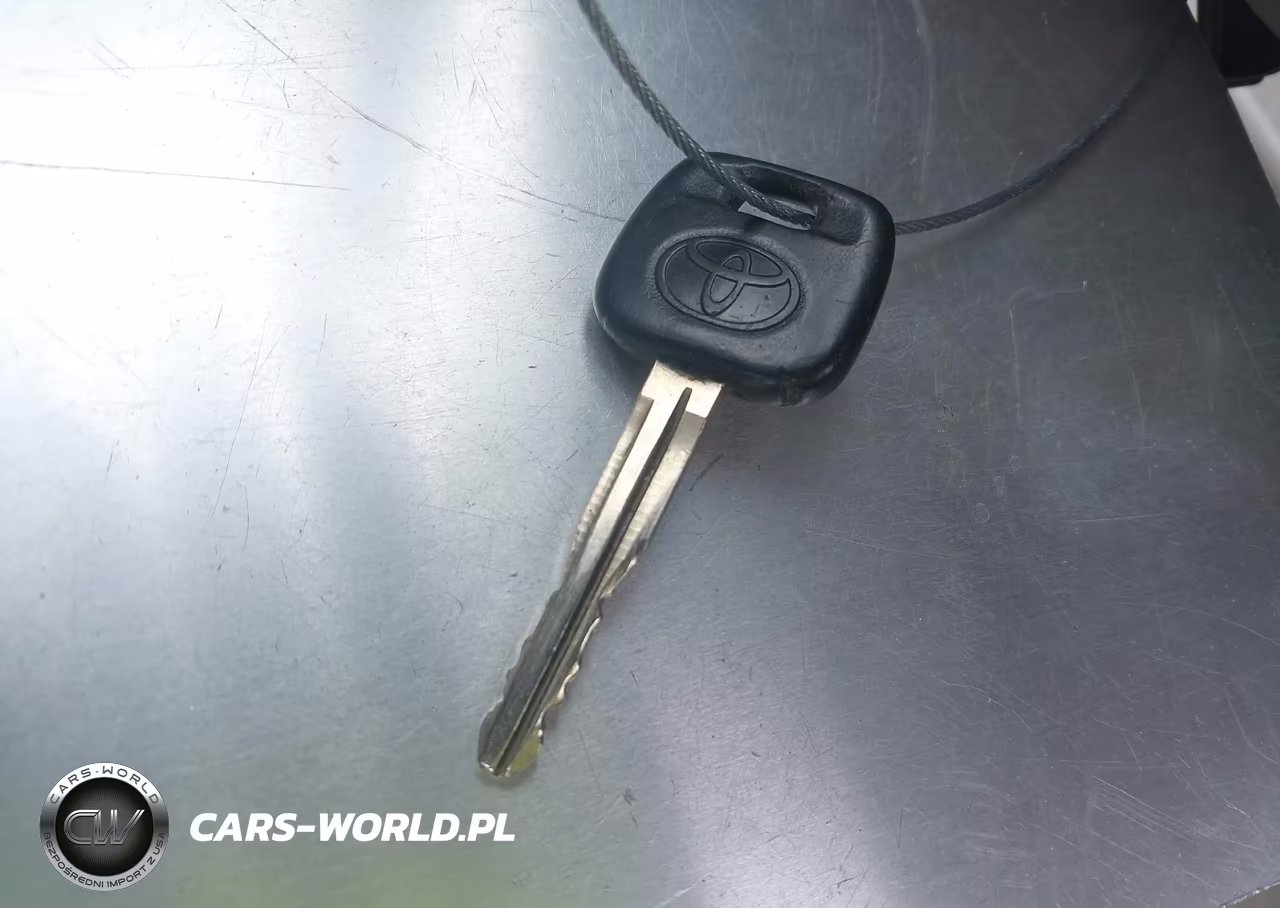 2005 Toyota Camry Le VIN:4T1BE32K95U052989 - 11