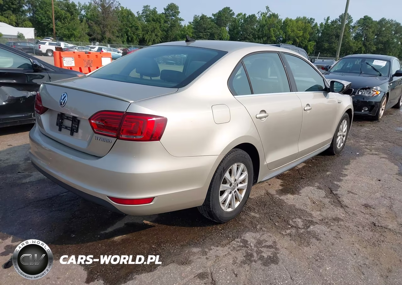2013 Volkswagen Jetta Hybrid Se VIN:3VW637AJ9DM308253 - 4