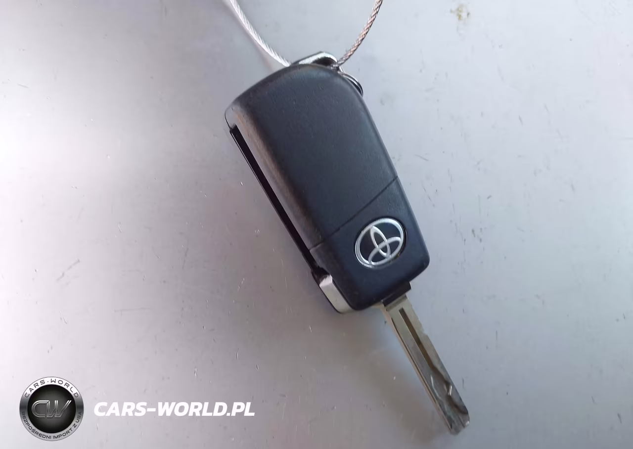 2022 Toyota Rav4 Hybrid Le VIN:4T3MWRFV9NU073135 - 11