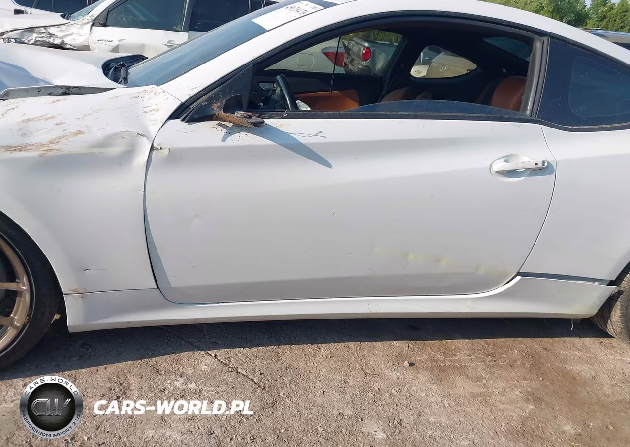 2013 Hyundai Genesis 3.8 Grand Touring VIN:KMHHU6KJ1DU101445 - 6