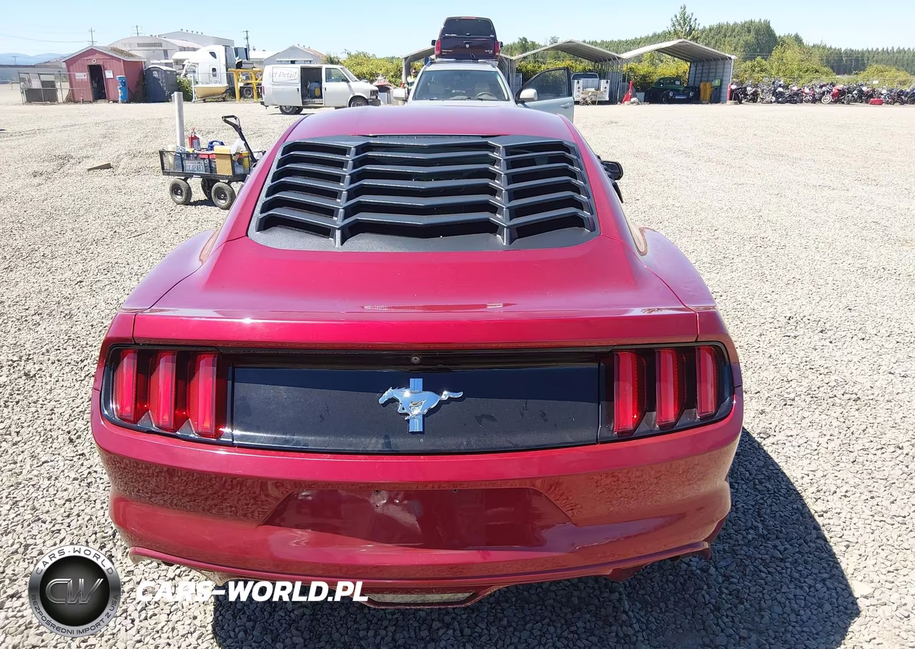 2017 Ford Mustang V6 VIN:1FA6P8AM8H5270488 - 17