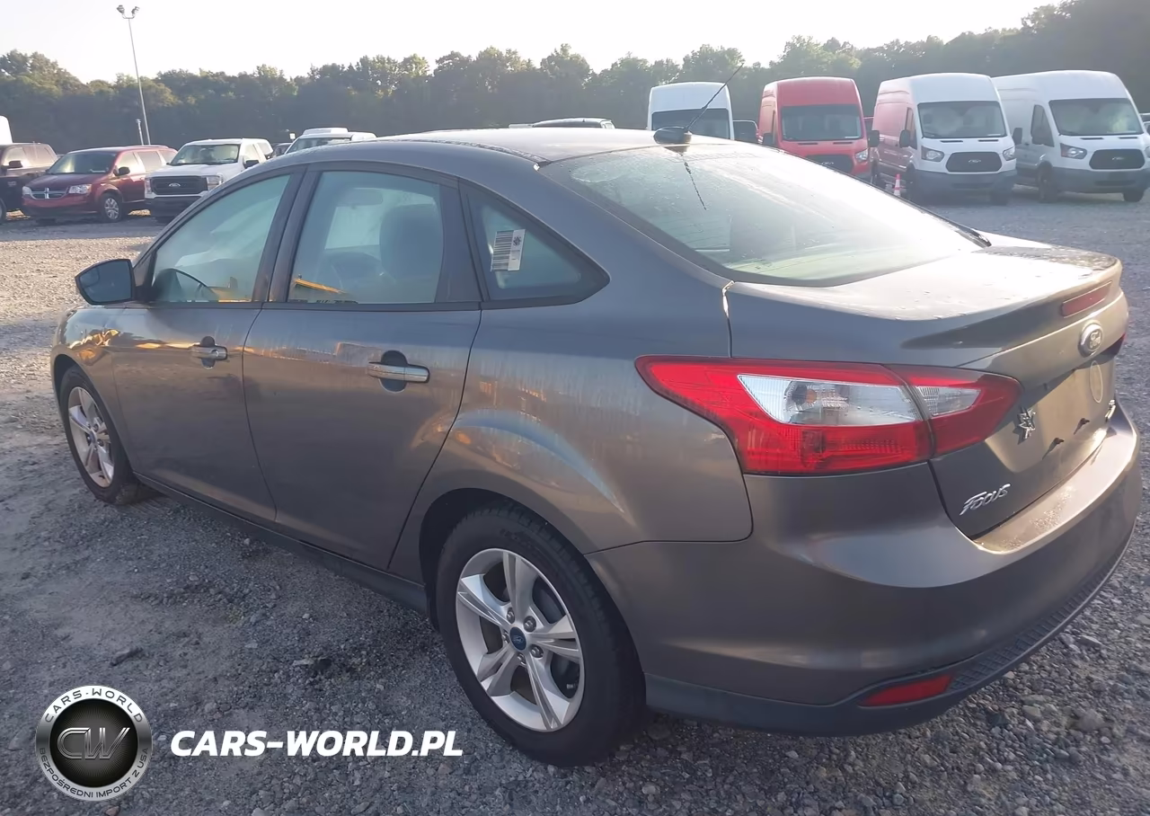 2013 Ford Focus Se VIN:1FADP3F27DL216932 - 3