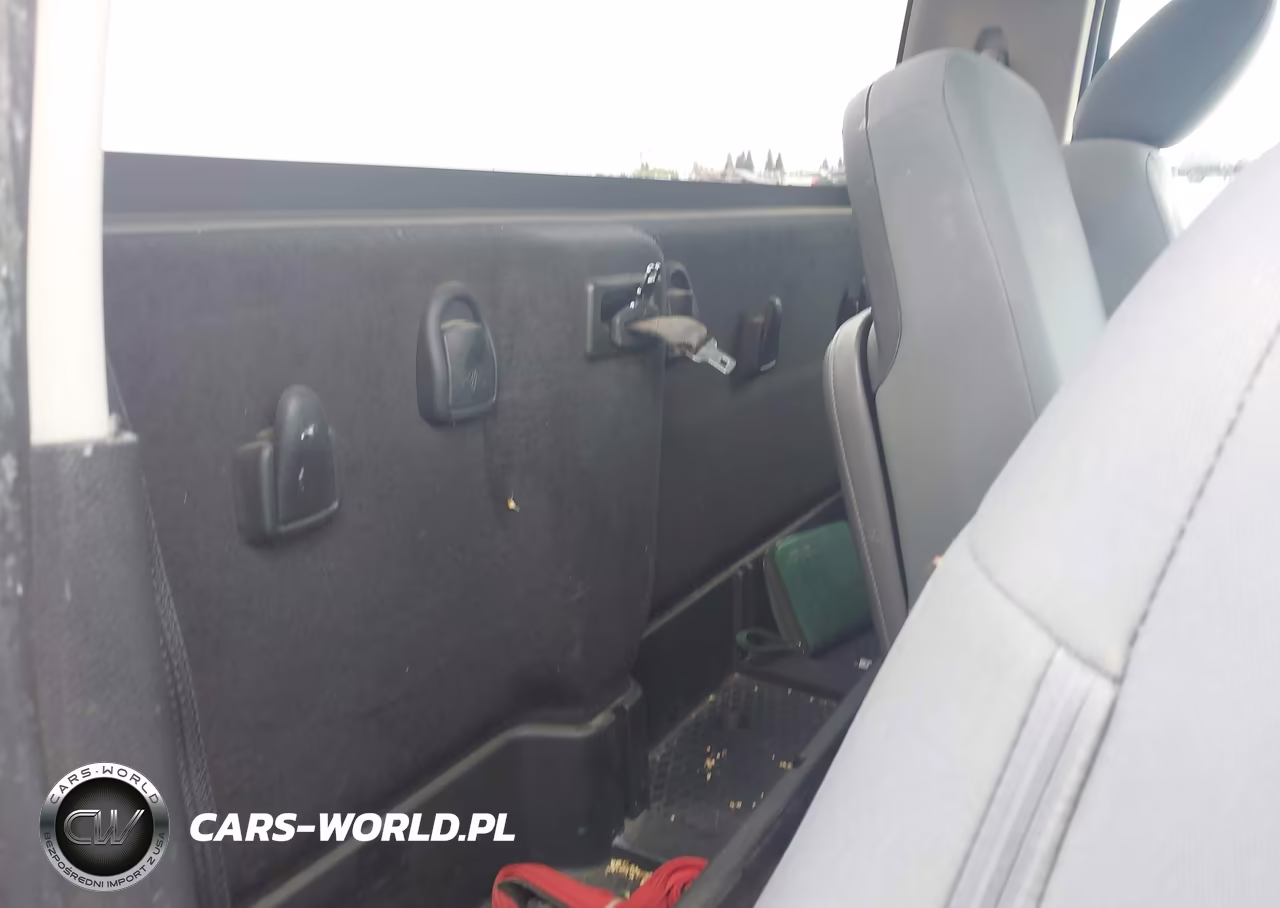 2019 Ram 1500 Classic Tradesman 4X4 6'4 Box VIN:3C6JR7ATXKG507960 - 8