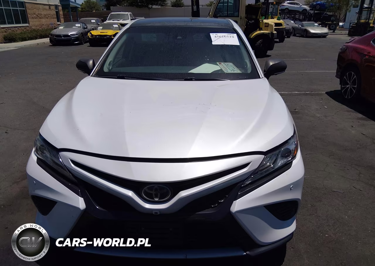 2018 Toyota Camry Xse-Xle VIN:4T1BZ1HKXJU012978 - 12
