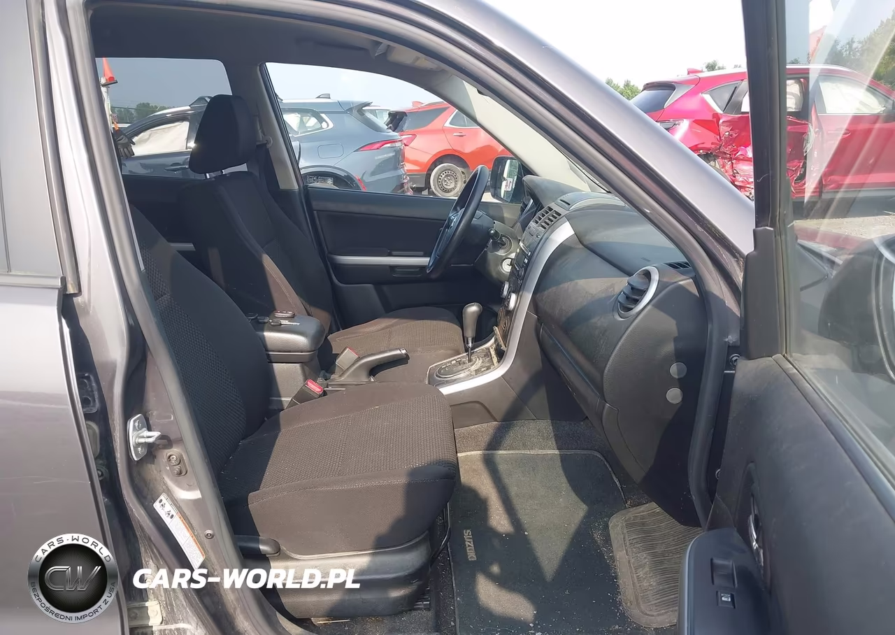 2011 Suzuki Grand Vitara Premium-Premium W-Alloy Wheels VIN:JS3TD0D22B4100403 - 5