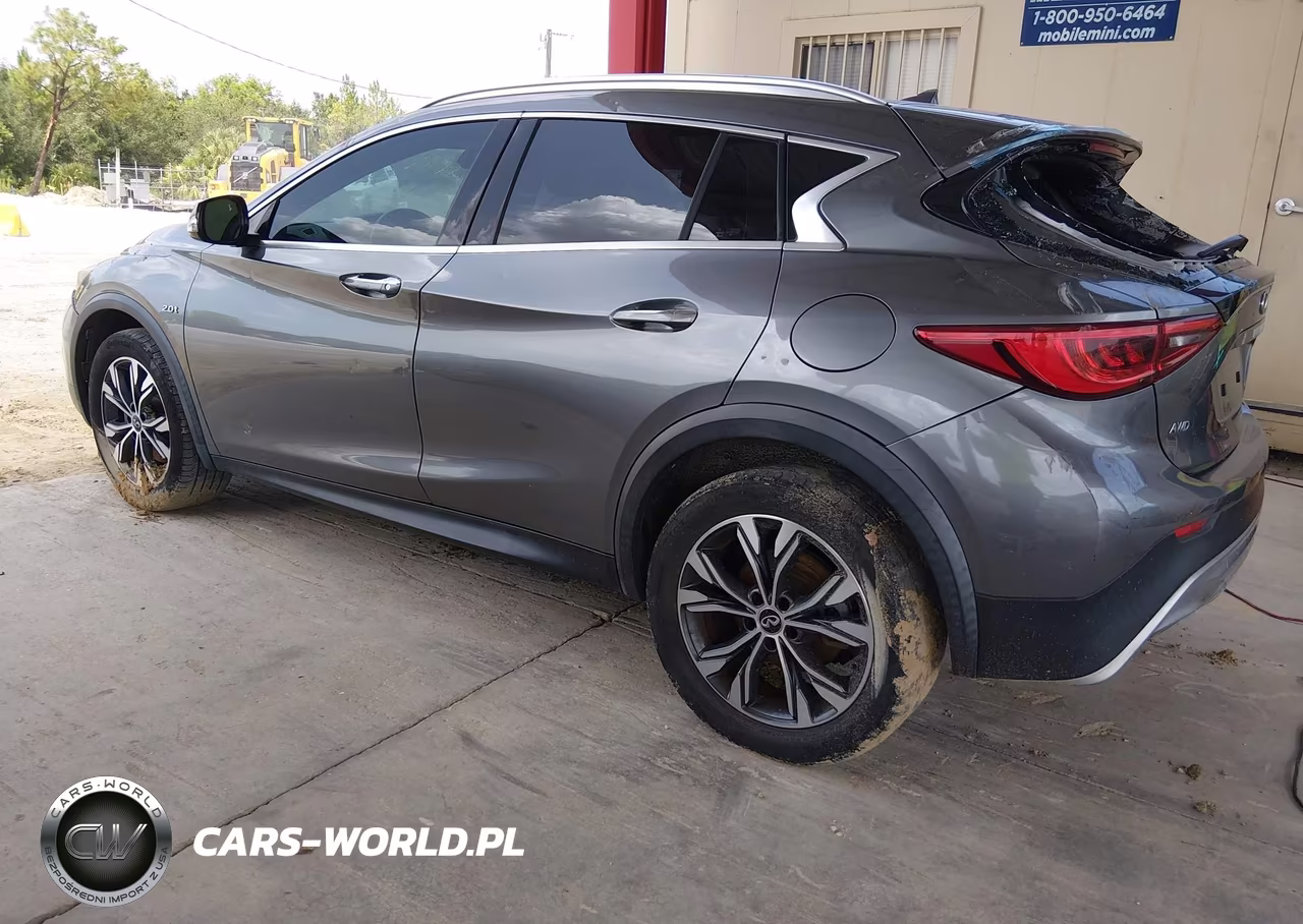 2018 Infiniti Qx30 Luxury VIN:SJKCH5CR6JA061004 - 3
