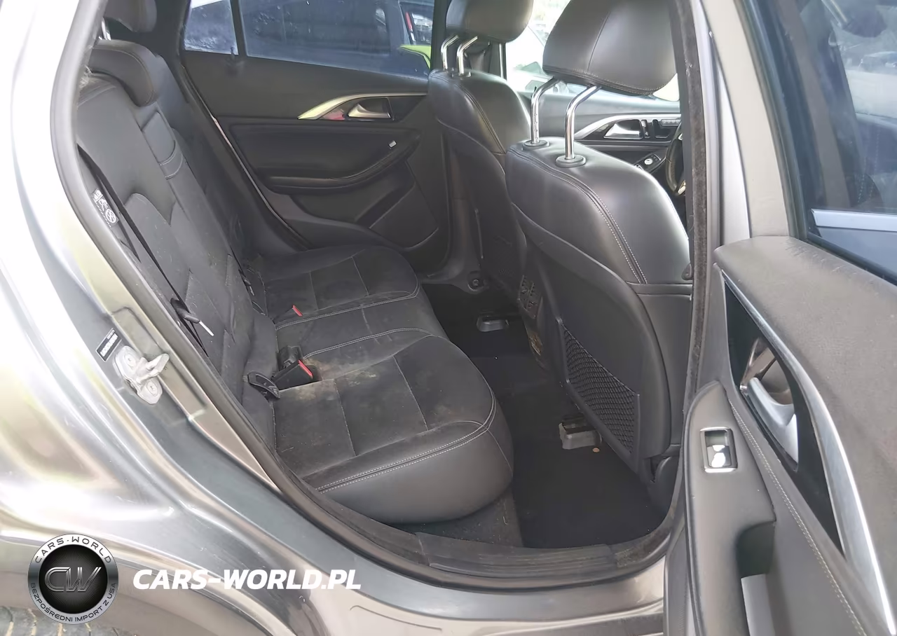 2018 Infiniti Qx30 Luxury VIN:SJKCH5CR6JA061004 - 8