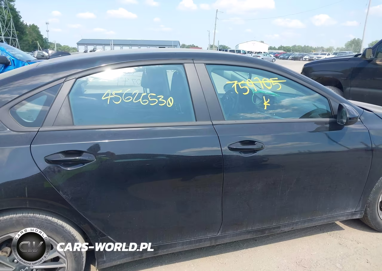 2024 Kia Forte Lxs VIN:3KPF24AD4RE759705 - 14