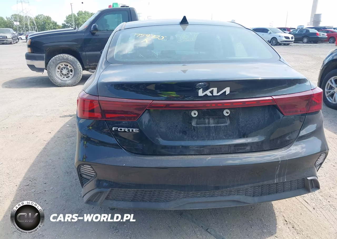 2024 Kia Forte Lxs VIN:3KPF24AD4RE759705 - 17