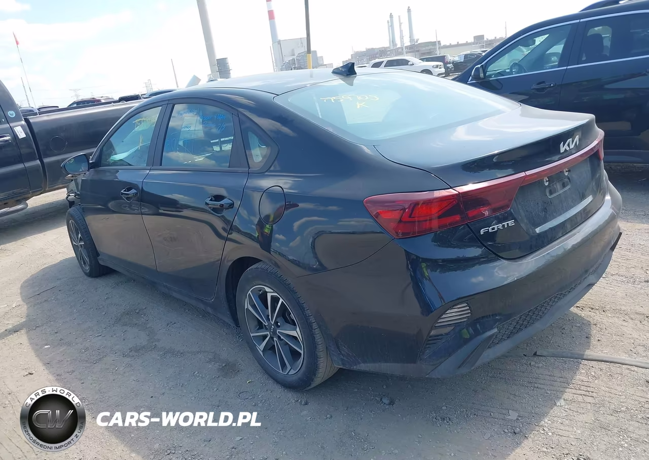 2024 Kia Forte Lxs VIN:3KPF24AD4RE759705 - 3