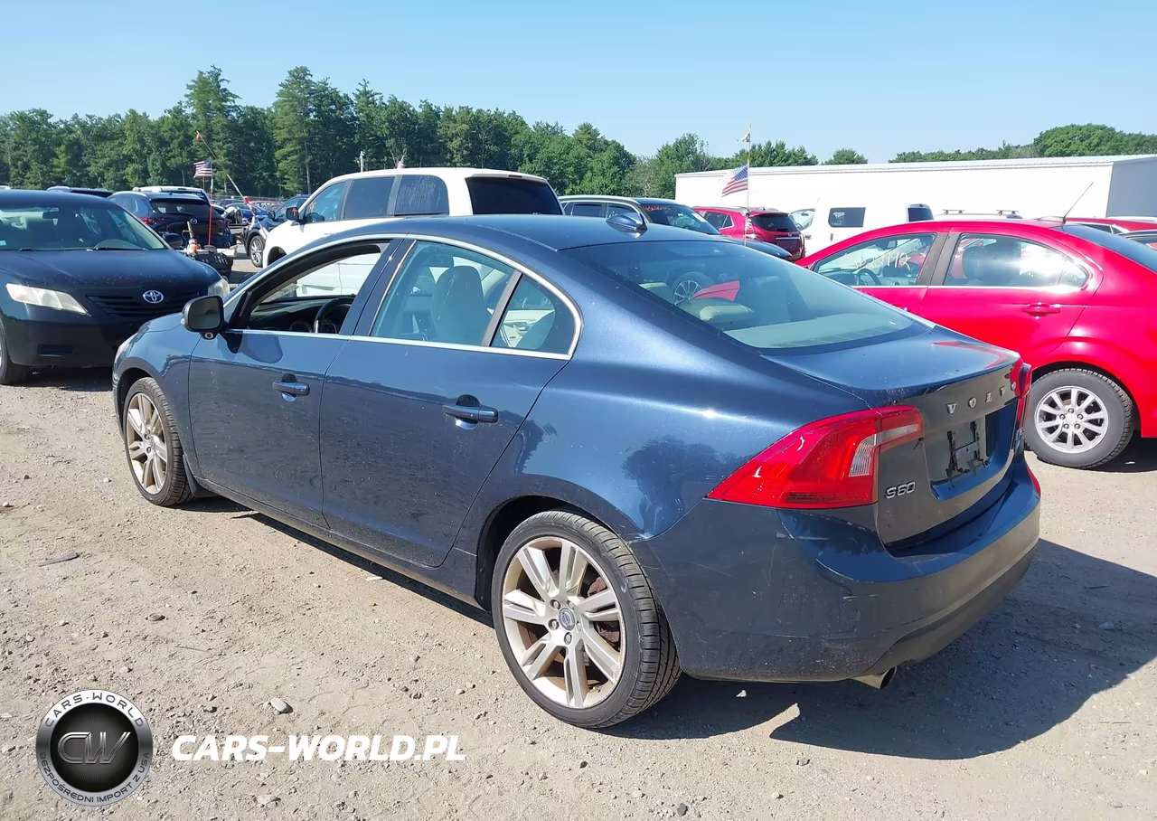 2012 Volvo S60 T6-T6 R-Design-T6 W-Moonroof VIN:YV1902FH7C2128173 - 3