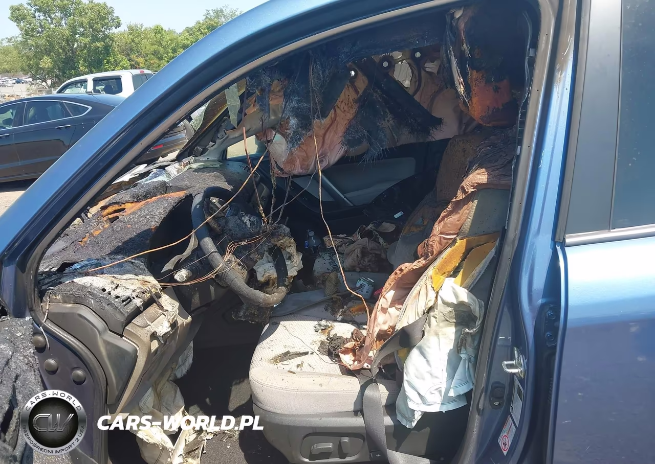 2018 Subaru Forester 2.5I Premium VIN:JF2SJAECXJH503120 - 5